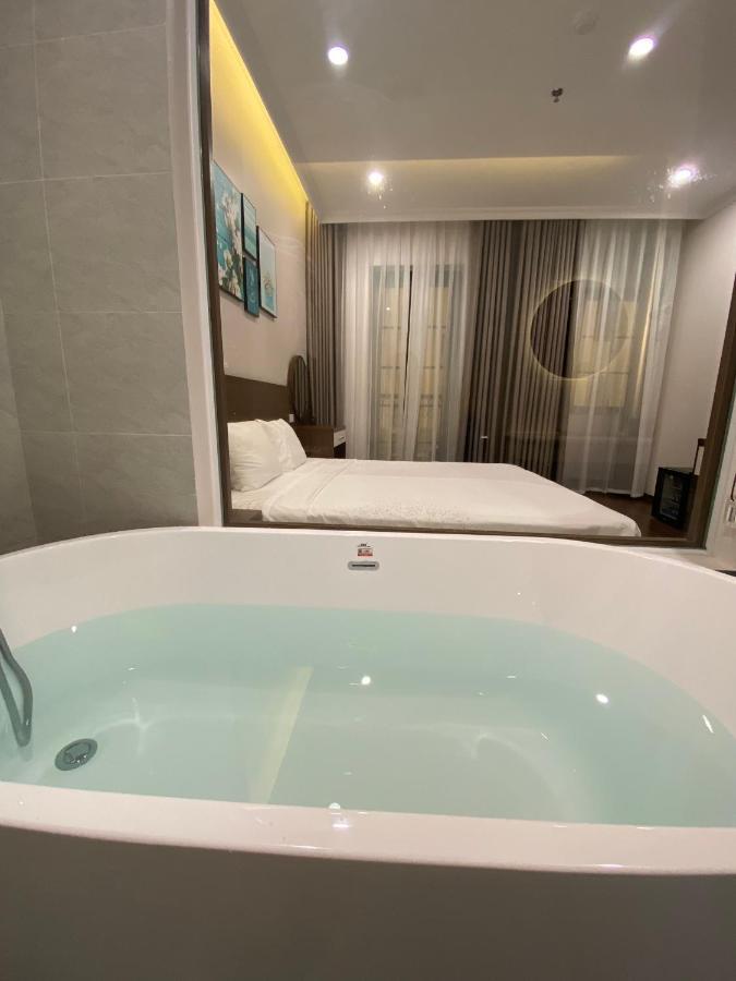Moonlight Hotel Ha Long Dış mekan fotoğraf